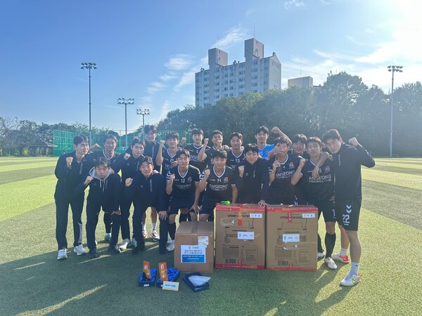 안성시민축구단이 2025 K5 경기도 리그에서 10전 전승으로 우승을 차지하며 전국 챔피언십 출전권을 확보했다. (사진=안성시)