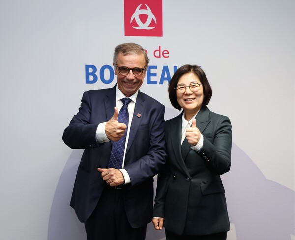 김보라 안성시장이 10월 29일부터 31일까지 프랑스 보르도에서 열린 ‘2025 국제사회연대경제협의체(GSEF) 보르도 포럼’에 참석해 지역 기반 사회연대경제의 비전과 경험을 국제사회에 공유했다. (사진=안성시)