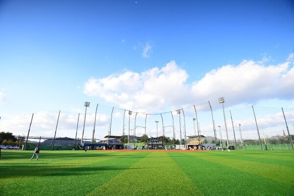 안성시가 지난해 11월 기록적인 폭설로 피해를 입은 공공체육시설 12개소의 복구를 10월 말 완료하고 11월부터 정상 운영에 들어갔다. (사진=안성시)