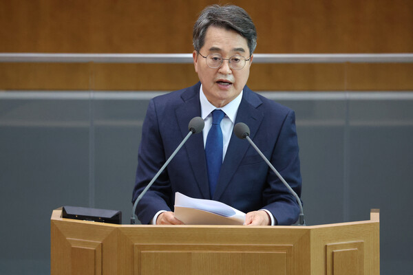 11월5일 김동연 경기도지사가 경기도의회 본회의에서 내년도 예산안에 대해 설명하고 있다. (사진=경기도)