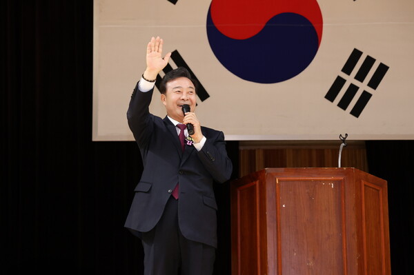 의왕시가 국제자매도시인 중국 후베이성 셴닝시 태권도 대표단을 초청해 4박 5일간 스포츠 교류를 진행했다. (사진=의왕시)