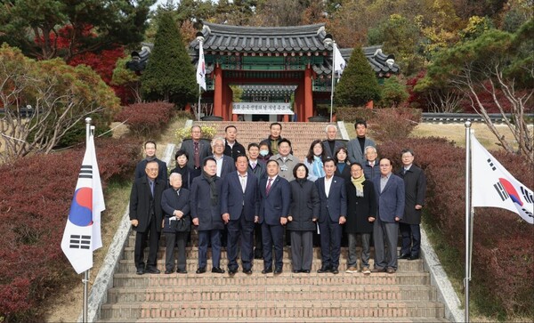 안성시는 11월 17일 안성3·1운동기념관에서 제86회 순국선열의 날 기념 제례 행사를 열었다. (사진=안성시)